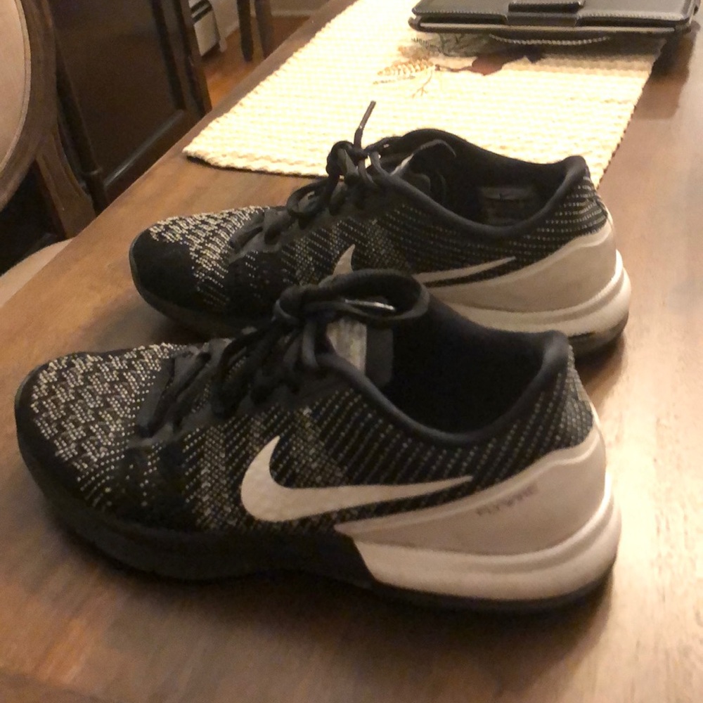 Nike Air Max Typha
